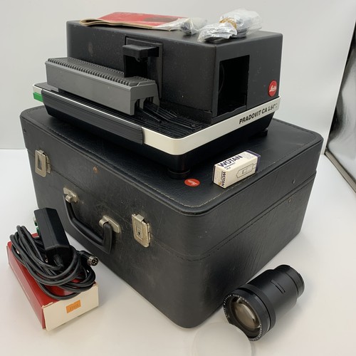 Leitz Pradovit CA 2500 with Elmaron 1:2,8/150mm Lens, Bulb, Remote - Working W9