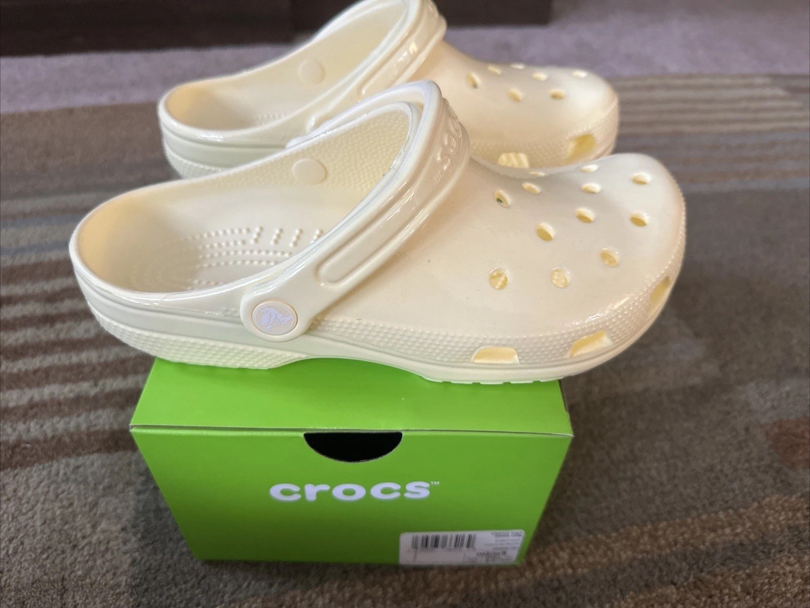 PANTOFOLA D’ORO Zoccolo CROCS classico giallo lucido unisex M 7 W 9 NUOVO CON SCATOLA