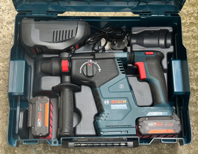 Bosch GBH 18V-24C Akku-Bohrhammer 2 x 5,0Ah Akku AmpShare & Ladegerät