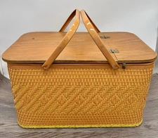 VTG MCM Redmon Wood Picnic Basket W/ Metal Handles Peru, Ind. Good Condition!