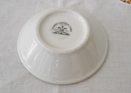 Vintage Homer Laughlin White 4 1/4" Fruit Bowl ~ - Picture 2 of 3