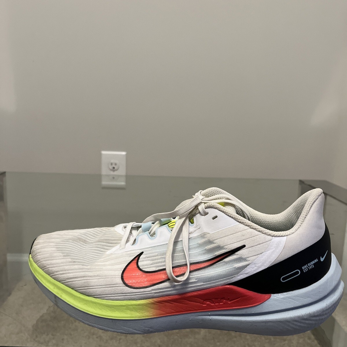 Nike Womens Air Zoom Winflo 9 DX3352-100 White Running Shoes