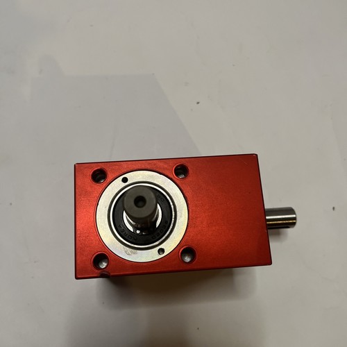 Cambio conico Ondrives.us - Rapporto 2:1 Codice: BLH50-1 Numero di serie: S-128221/1/007 - Foto 2 di 11