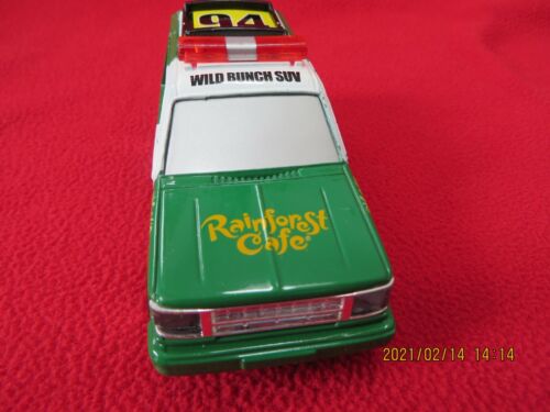 Rainforest Cafe Wild Bunch SUV 94. Landry's Restaurants 2011 - Picture 2 of 7