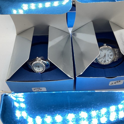 Reloj brazalete AVON 5 brazaletes de metal nuevo caja abierta piedra de nacimiento distribuidor - Imagen 10 de 15