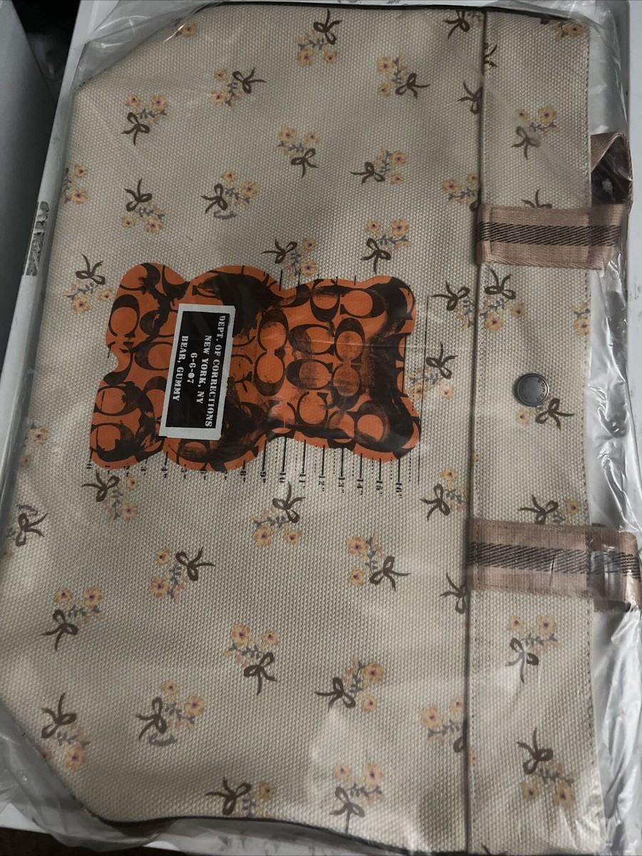 COACH Tote Vandal Gummy Bear F76650 $298 Limited Edition Tote