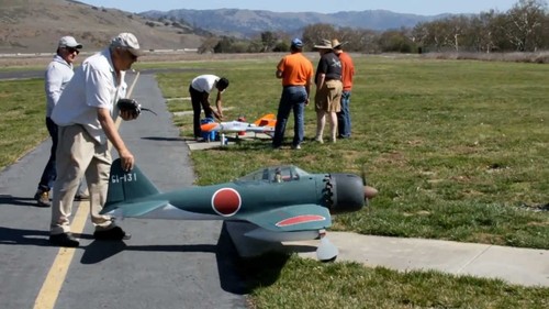 Avión de radiocontrol a escala gigante A6M5 Zero 91" Segunda Guerra Mundial planos y plantillas PDF en un CD - Imagen 1 de 6