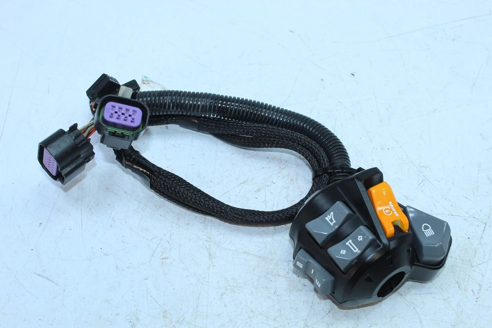 2015 SKI-DOO MXZ X 800R OEM LEFT CONTROL SWITCH LIGHT WARMER 515177677 - Image 2 of 4