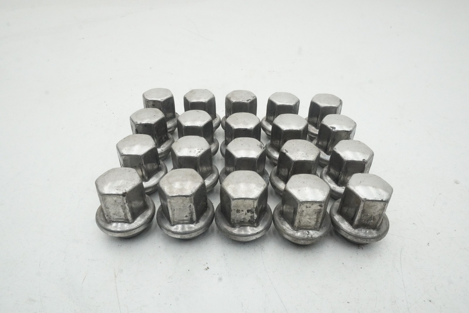 Set 20 Wheel Rim Lug Nut Bolt 4G43-1K024-BD OEM Aston Martin DB9 2013-17