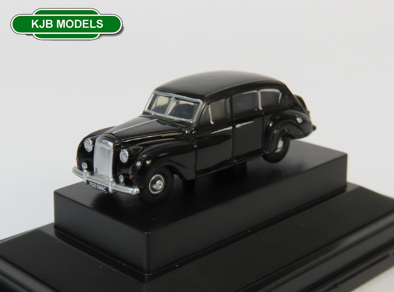Oxford Diecast NAP007 Austin Princess Black Beatles Car N Gauge Railway Vehicle