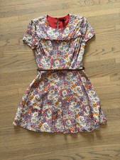 Forever 21 Flower Dress size Sm