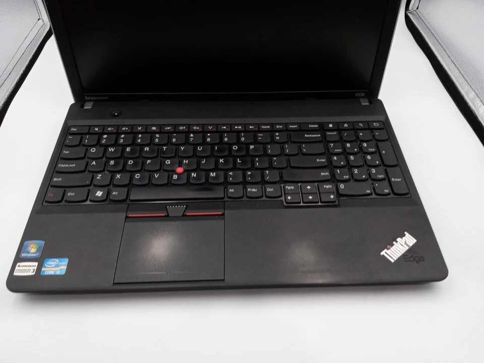Lenovo ThinkPad Edge E530 15" Laptop Intel i3-2350M 2.3GHz -PARTS -READ -RR - Image 2 of 4