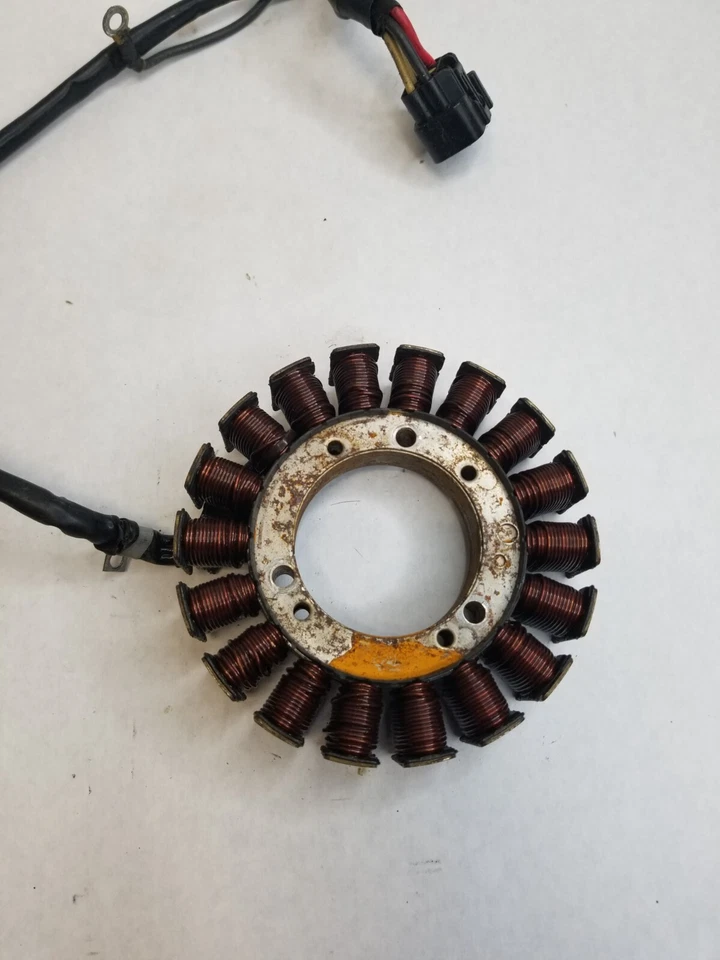 Yamaha Outboard 2004  4-Stroke F115 Stator 68V-81410-00-00  (C7-6) - Image 2 of 4