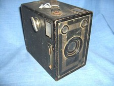  109 - VINTAGE/ANTIQUE AGFA 116 FILM BOX CAMERA