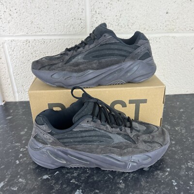 Adidas YEEZY Boost 700 V2 Vanta Black UK11 US UK