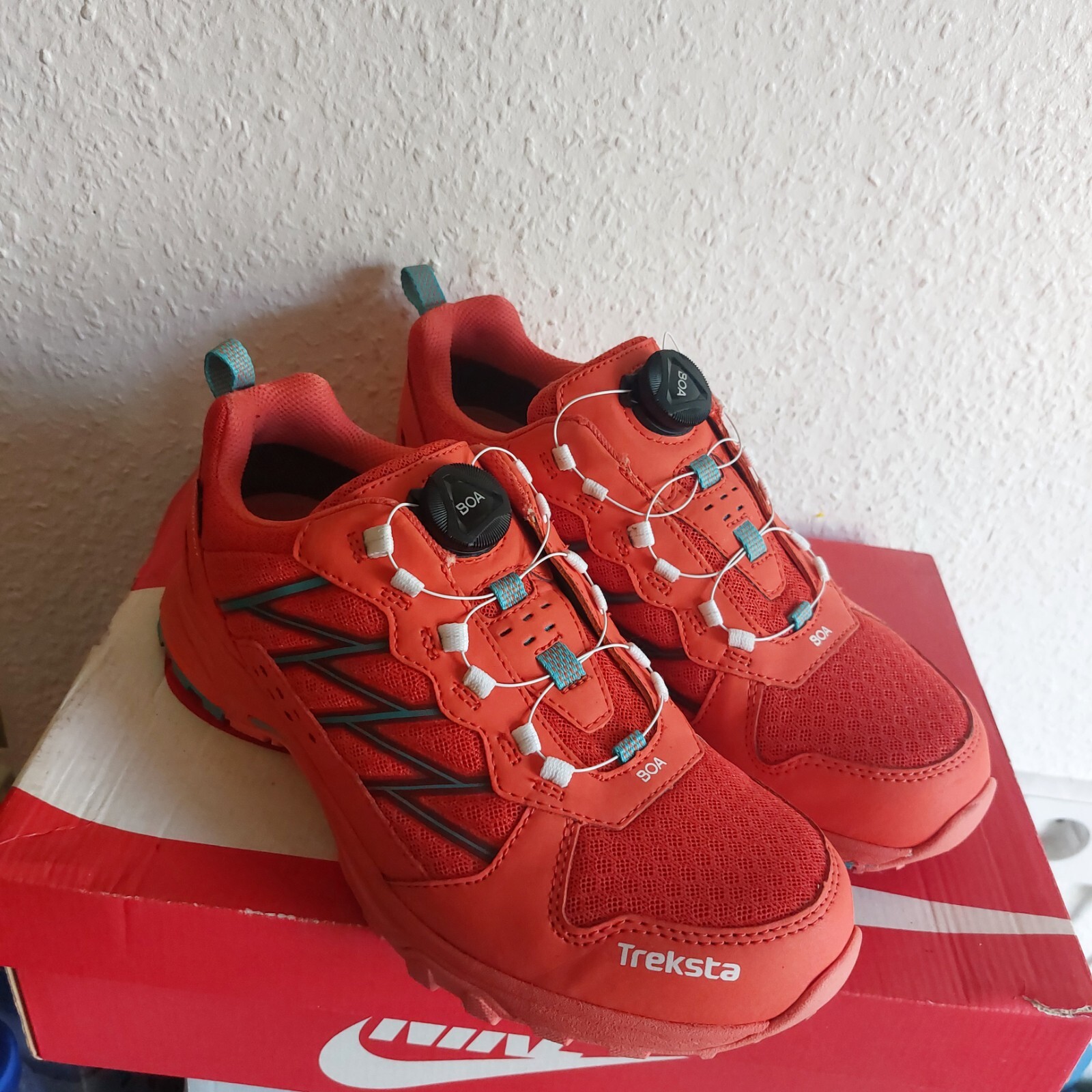 Treksta Gore Tex zapatos outdoor talla 40