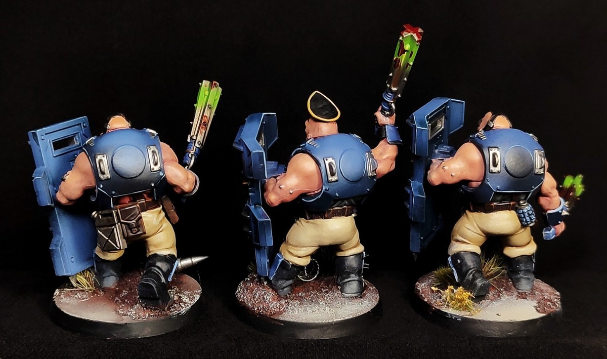 3 Ogryns Warhammer 40K – Armée Astra Militarum, Figurines Plastique à Assembler (occasion)