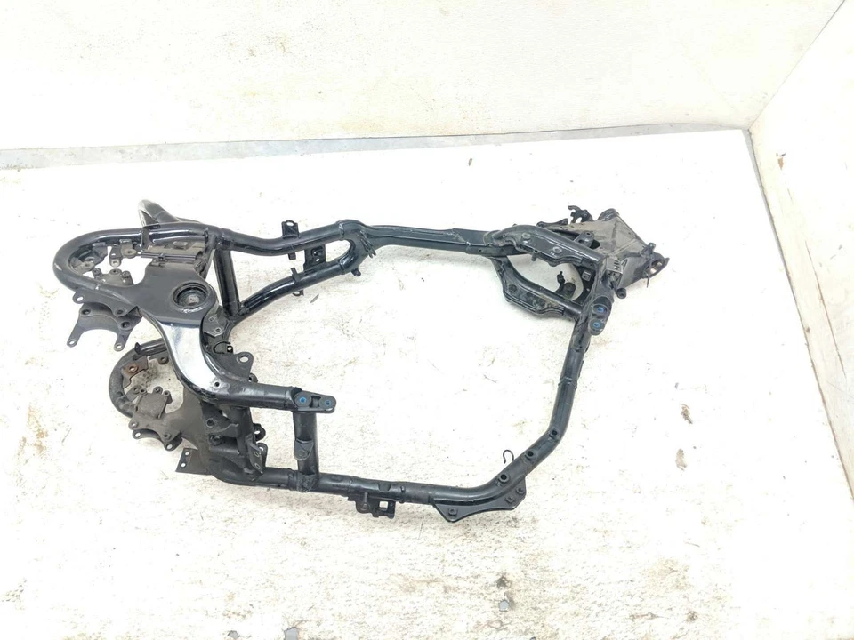 03 Yamaha Royal Star Venture XVZ1300 cuadro principal recto CLN Foto 4 de 4