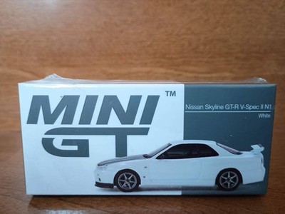 Mini GT 1/64 Nissan Skyline GT-R R34 V Spec II N1 White