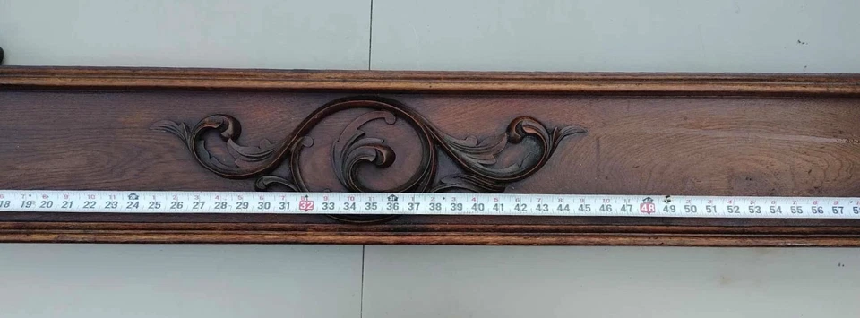 Antiguo frontón arquitectónico de salvamento de madera 1 disponible Foto 4 de 4