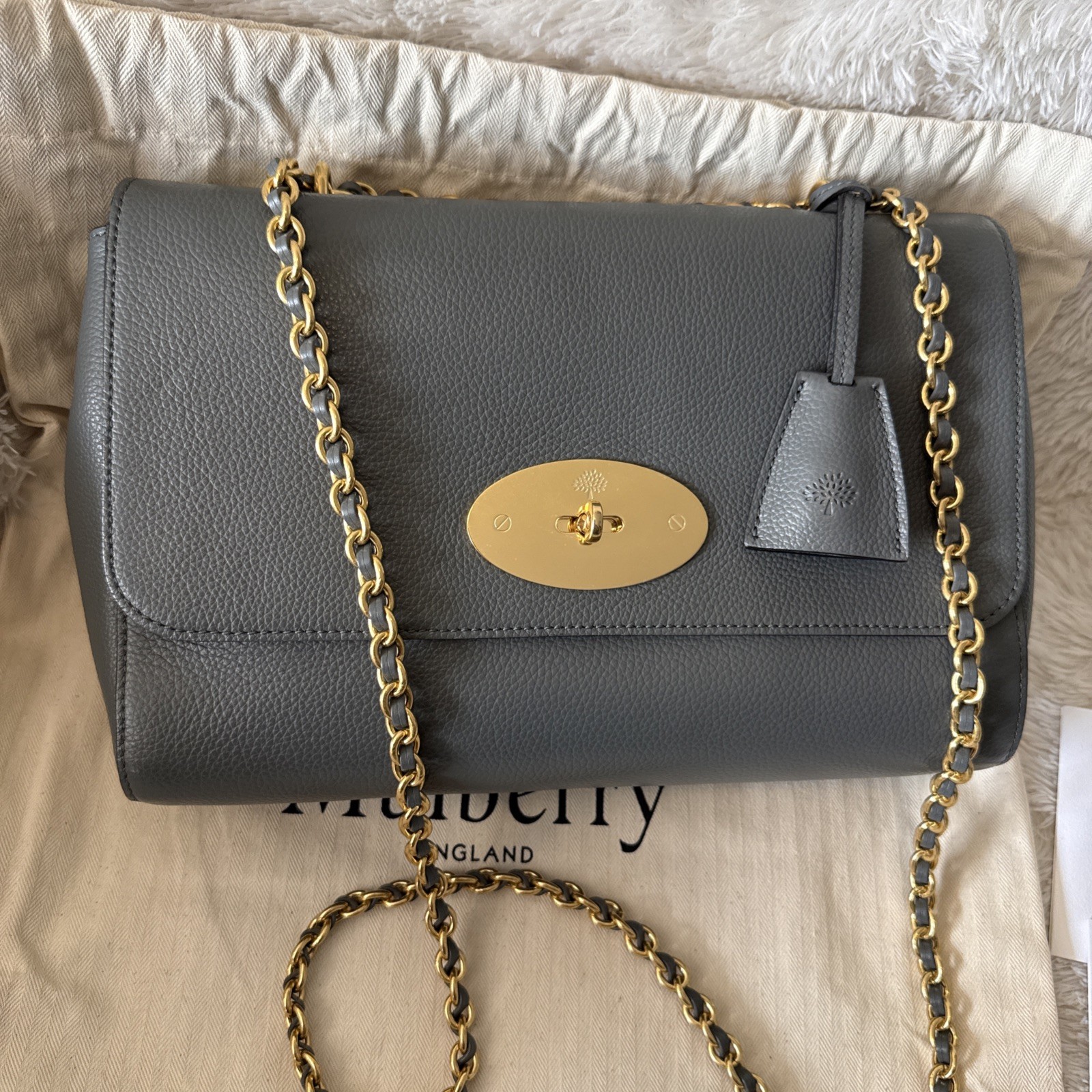 Mulberry Medium Lily Small Classic Grain In Charcoal. Excellent Condition!