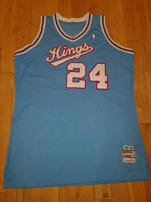Mitchell & Ness Reggie Theus Sacramento Kings 87-88 Authentic NBA Team Jersey 52