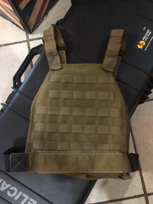 DBT Diamondback Chicken Plate Carrier COYOTE : Eagle Industries