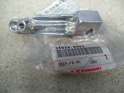 NOS OEM Kawasaki Right Front Step 2003-2004 ZX-6R Ninja 34028-0003