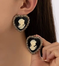 Vintage Style Cameo Gold Heart Earrings Victorian Baroque Boho Jewelry Gift NEW