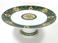 Georges Briard VICTORIAN CHRISTMAS 10.5" Footed Cake Plate Mint Holly Poinsettia