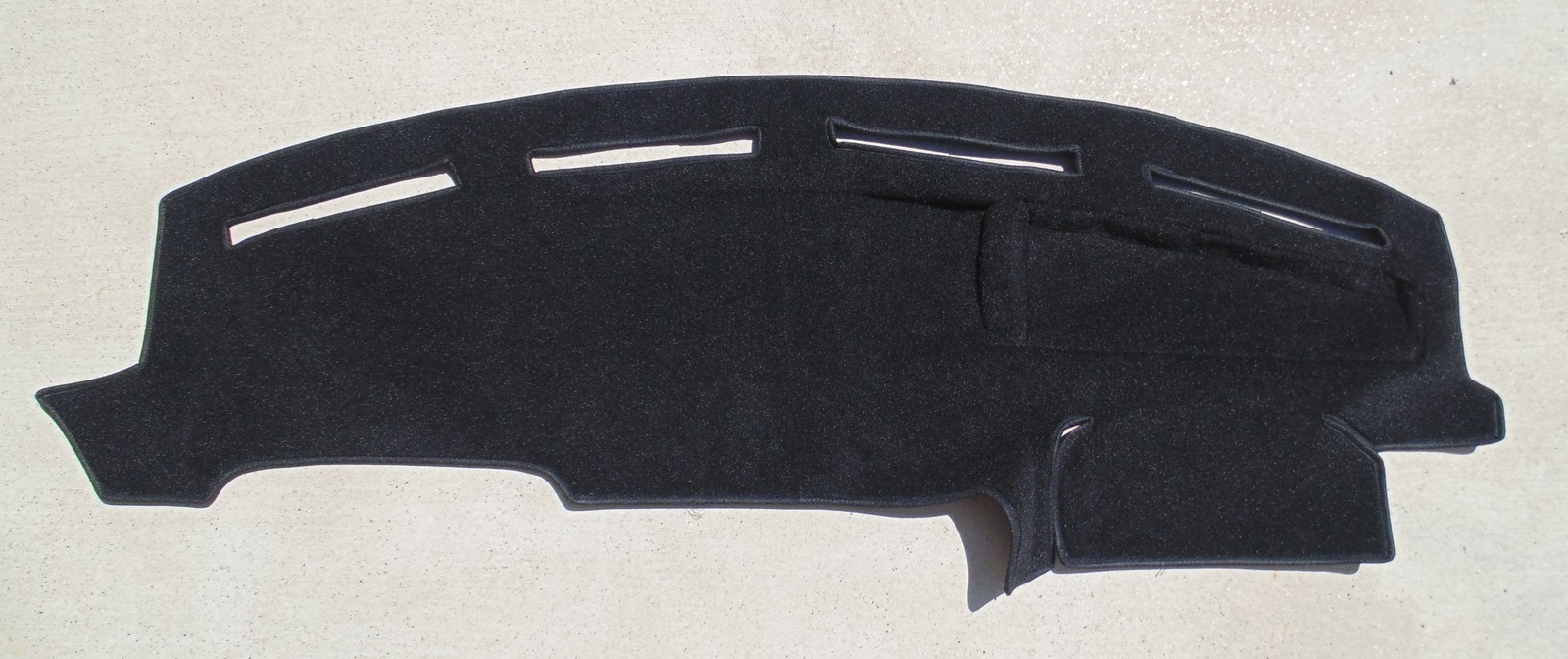 RZS Taupe Dash Cover Mat For 1999-2004 Ford F-250, F-350, F-450 – Carpet Surface, USA-Made