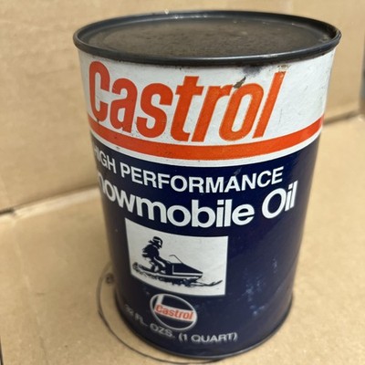 Castrol High-Performance Snowmobile Oil 32 Fluid Ounces. Two-Stroke Oil Made Usa