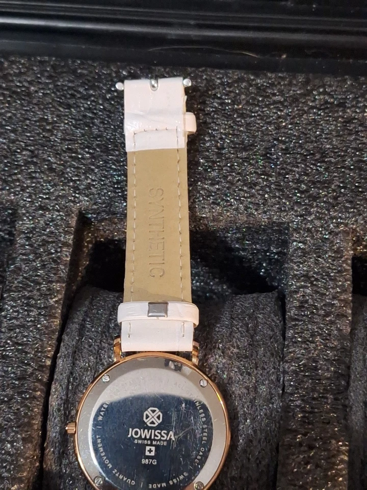 Reloj JOWISSA J4.366.L Alto Damas En Excelente Estado. Funciona bien batería nueva Foto 4 de 4