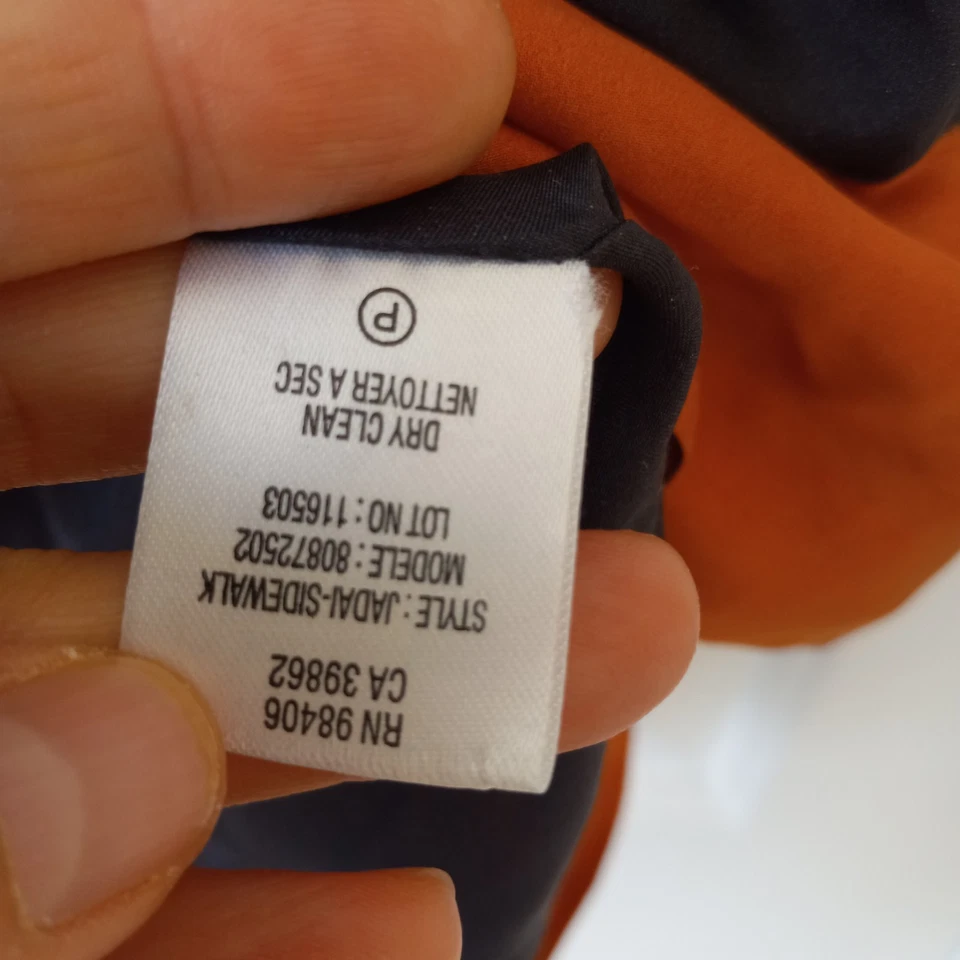 Top básico de verano THEORY forrado de seda satinado informal carrera diaria S Foto 3 de 4