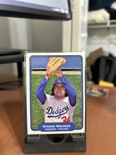 1982 Fleer Fernando Valenzuela Base Card #27 - Los Angeles Dodgers