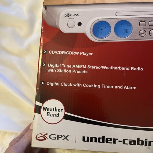GPX Under-Cabinet CD Radio MP3 Vintage Ready with Remote Model KCCD6316DT New - Picture 6 of 7