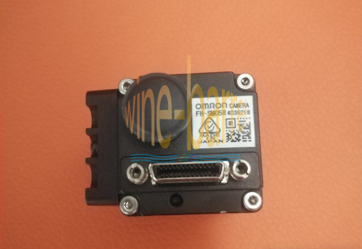 ONE USED OMRON FH-SM05R