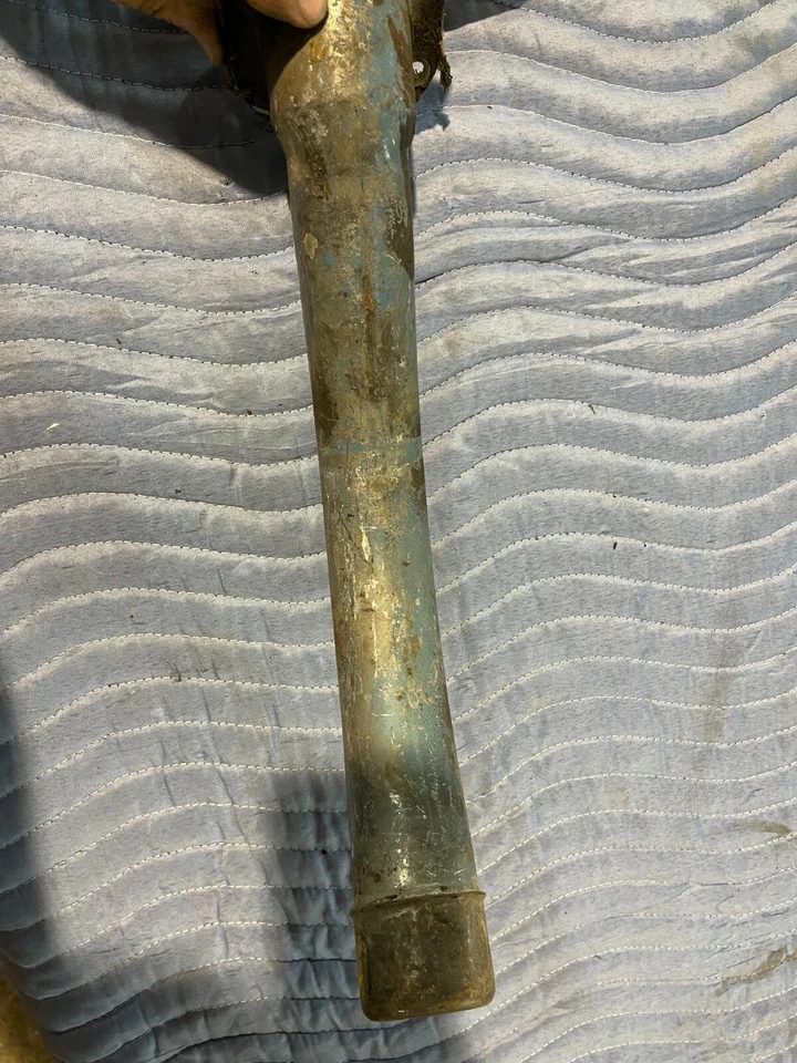 Dodge Charger 1969 tanque de combustible de gasolina emisiones de California tubo especial corona 68 69 Foto 4 de 4