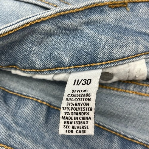 Celebrity Pink Blue Denim Jean Shorts Cuffed Women's Size 11/30 NEW - Picture 3 of 6