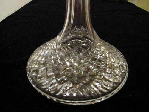 WATERFORD ALANA SHIPS DECANTER - 8"H, 3 "Top EXCELLENT CONDITION AND GREAT VALUE - Picture 2 of 4