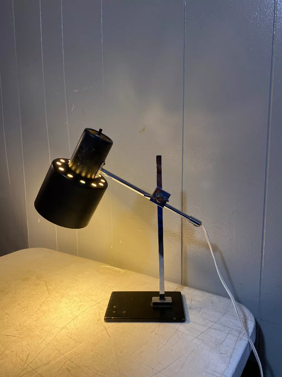 Vintage Mid Century Modern Desk Rare Adjustable Lamp Made by Ever Ready Chicago