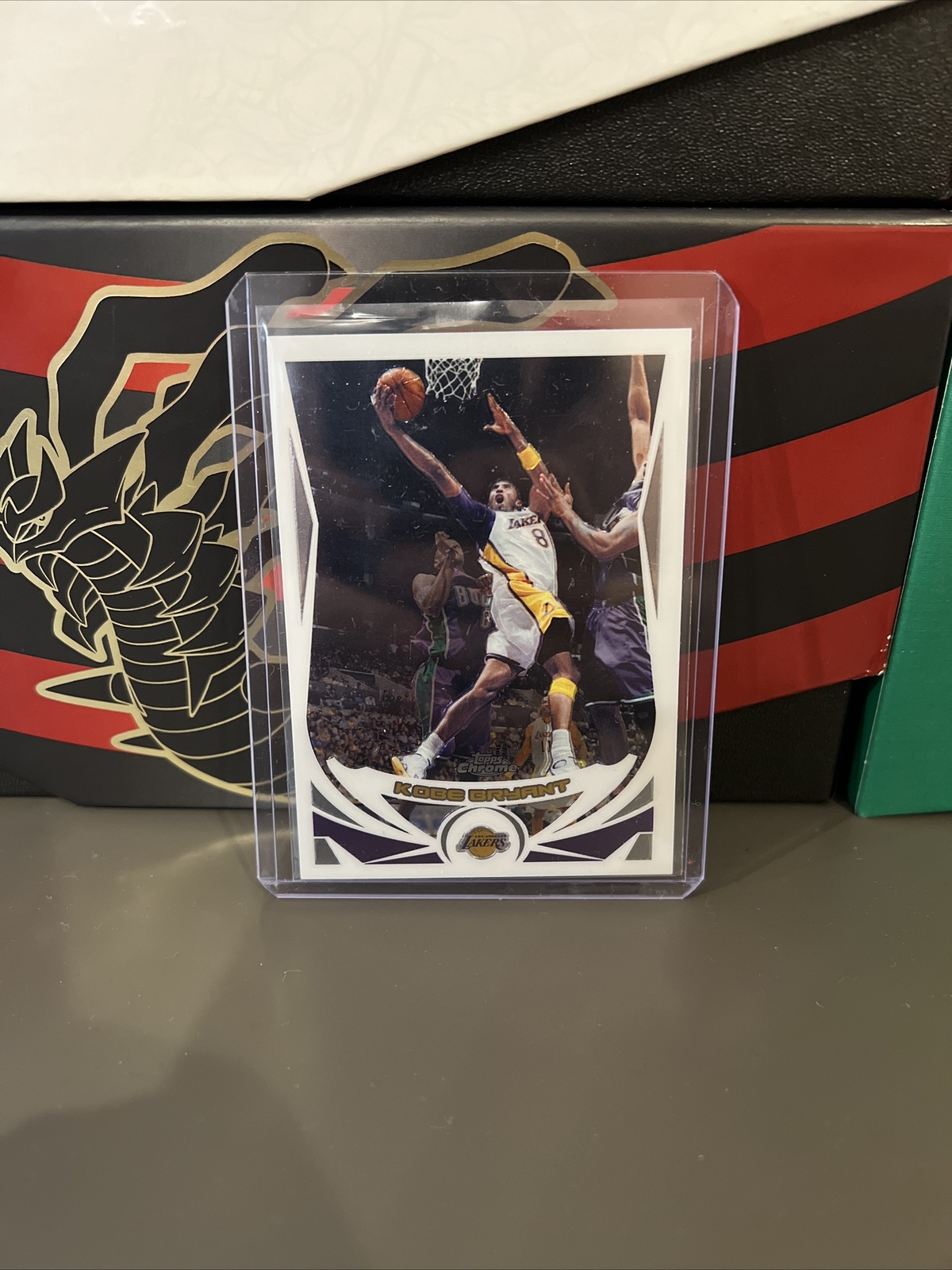 2004-05 Topps Chrome - #8 Kobe Bryant