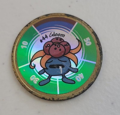 Vintage Pokémon Battling Game Coin 1999 Gloom #44