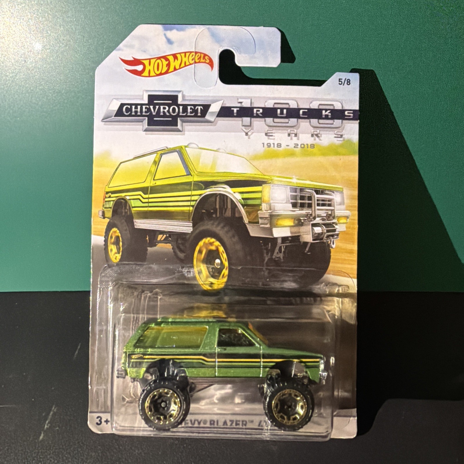 Hot Wheels 2018 chevrolet trucks 100 years chevy blazer 4x4 green  #5
