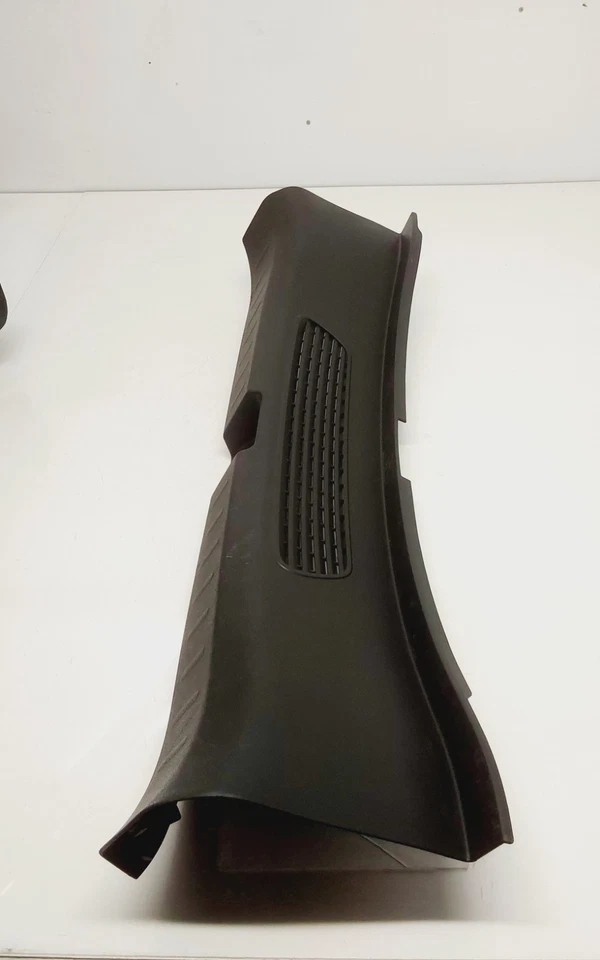 Conjunto de revestimiento de panel de moldura trasero Honda Fit Sport 2009-2013 84640-TF0-00-20 OEM Foto 2 de 4