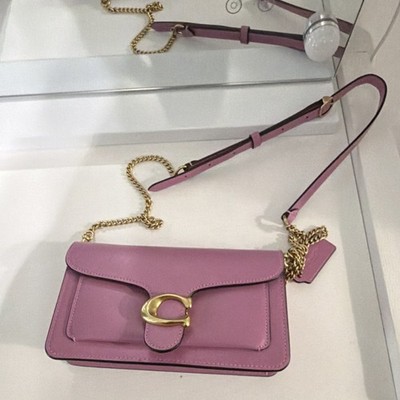 Coach Pink Shoulder Bag Chain Strap Gold Hardware Adjustable  display picture 3