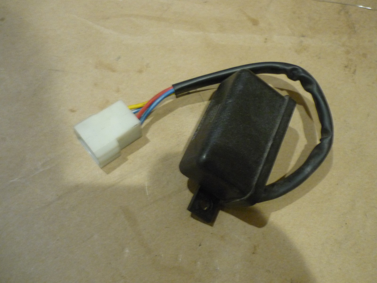 Ferrari 208,308 - Windshield Wiper Intermitter Switch Module - P/N 40284309