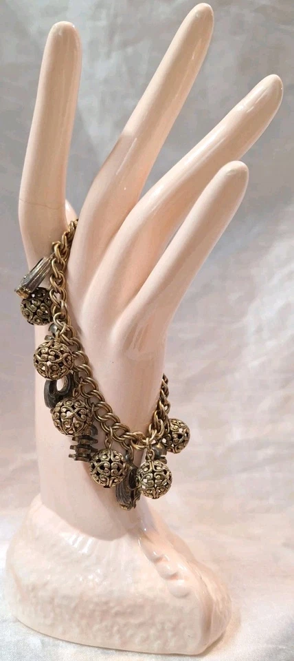 Pulsera de Colección Latón Filigrana Bola Gruesa Oriental Étnica Multi 17 Dijes 7"L *RARA Foto 3 de 4