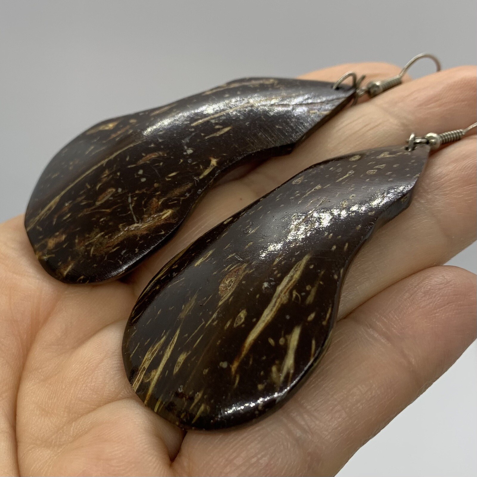 VTG BOHO COCONUT SHELL COIR STATEMENT EARRINGS LA… - image 2