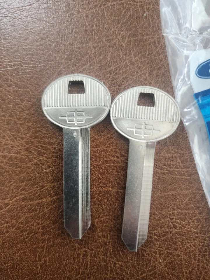 Nuevo de Lote Original Lincoln Llave Par en Blanco 1966-1984 1766LN, S1766LN, Mark III, IV Foto 4 de 4